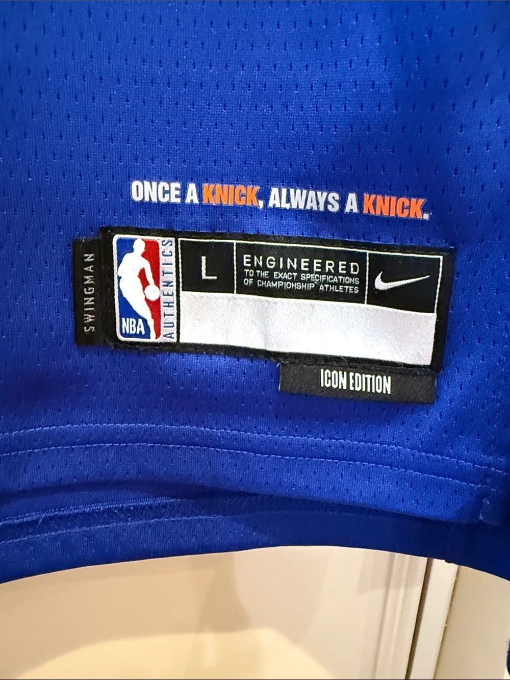 Nike YOUTH SZ L New York KNICKS Basketball Jersey #11 BRUNSON - Picture 4 of 6